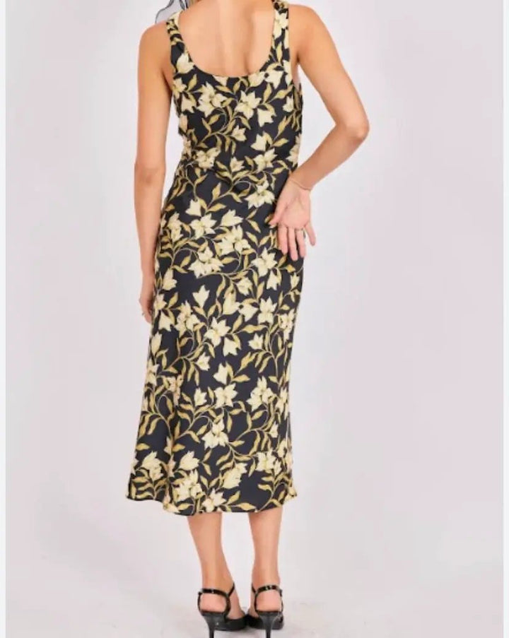 Vestido by Yanet Collective