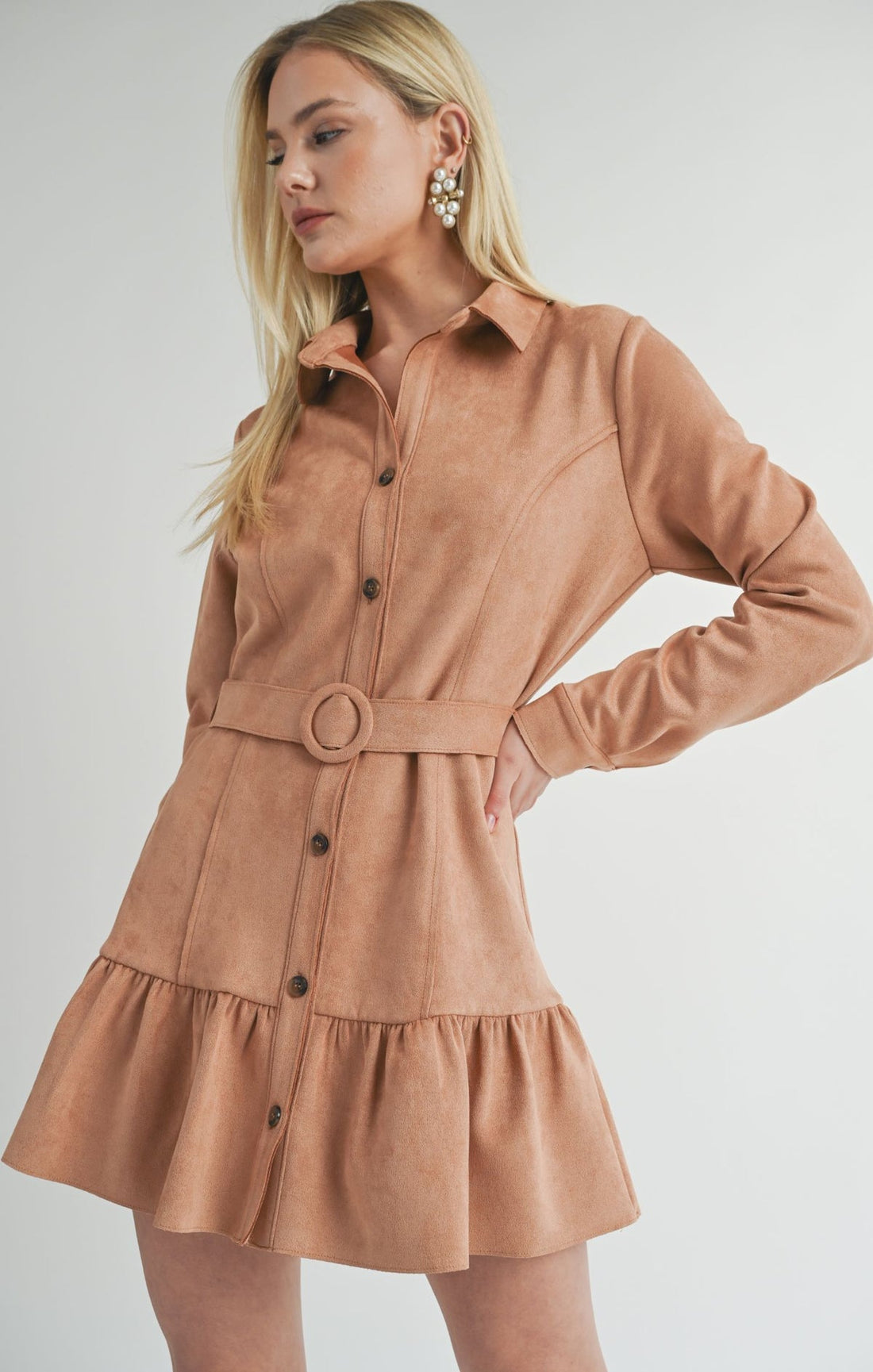Vestido Camisero Marrón de Manga Larga con Bajo Volante - Estilo Boutique