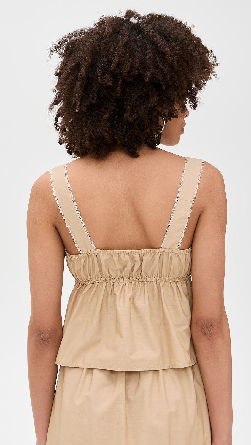 Top Beige Sin Mangas con Bordado Artesanal - Estilo Boutique