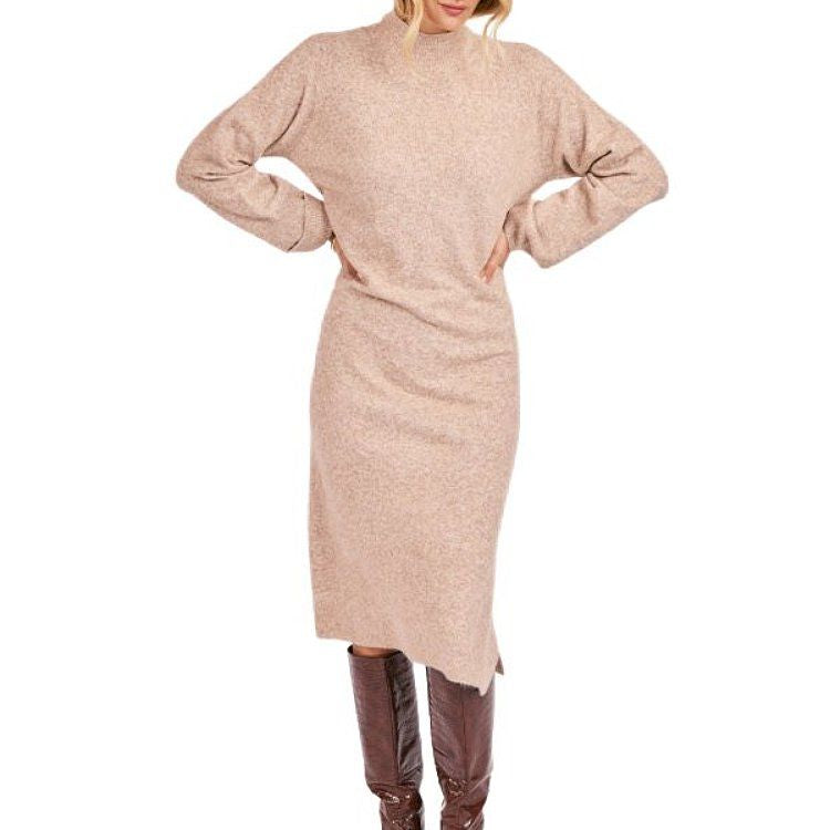 Vestido de Manga Larga Color Beige con Abertura