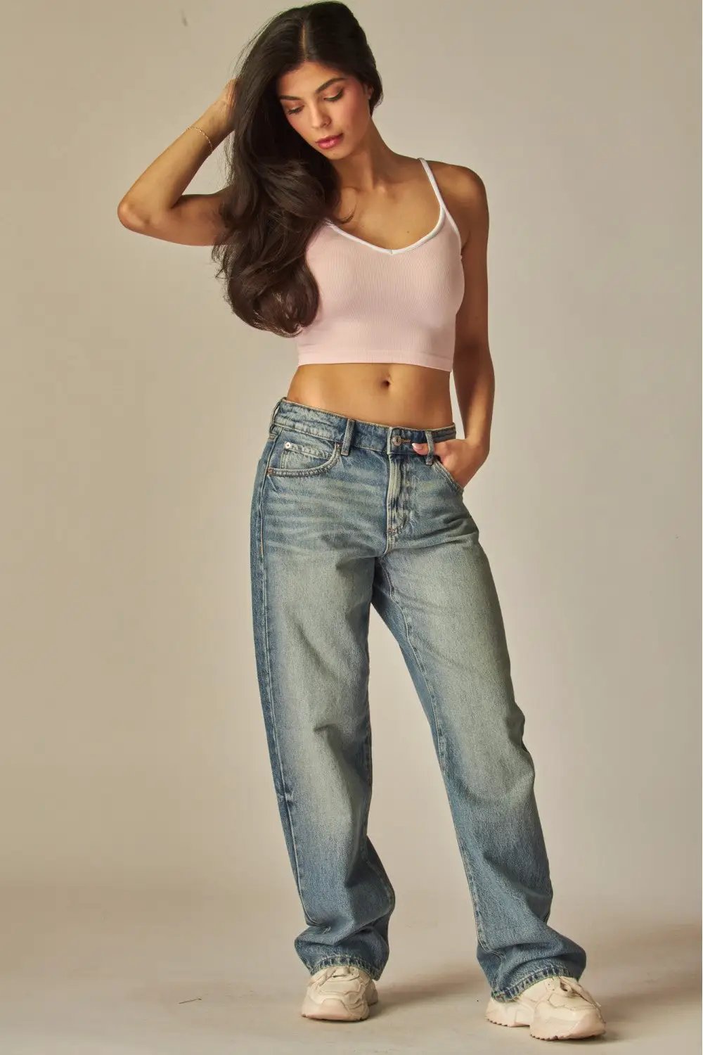 Top Seamless Sweetheart con Tirantes – Básico y Sofisticado by Yanet Collective