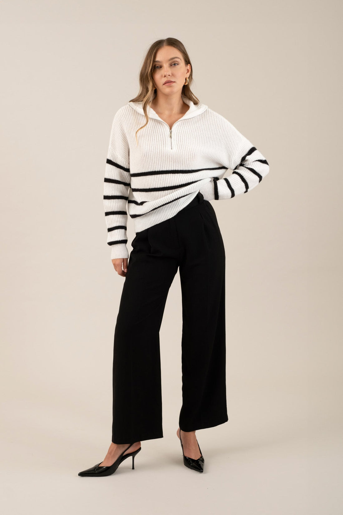 Pantalones de Vestir Plisados de Pierna Ancha y Talle Alto