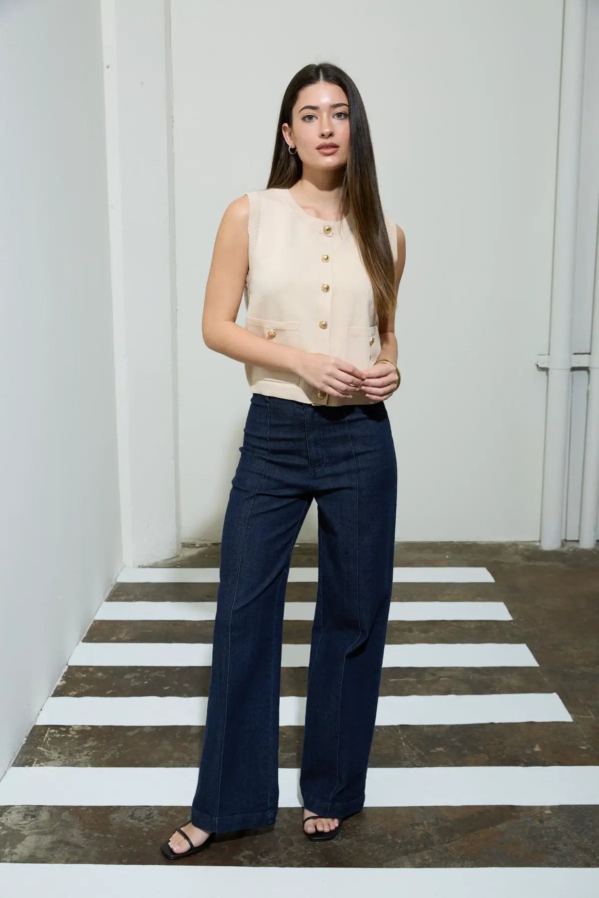Jeans de Tiro Alto con Costura Frontal y Pierna Ancha by shopblupepper