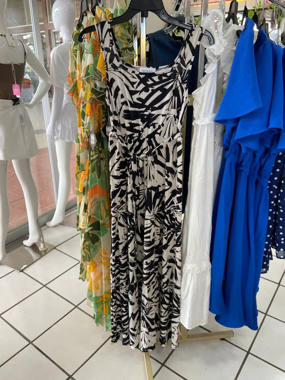 Vestido romper blanco con negro by Yanet Collective