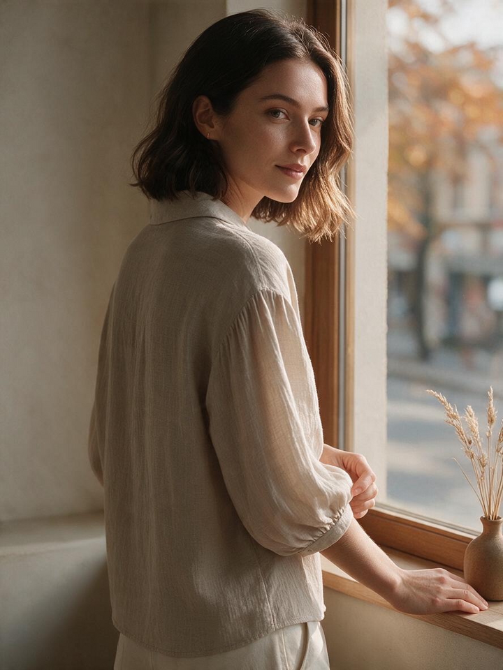 Camisa de Manga Larga Color Beige con Botones