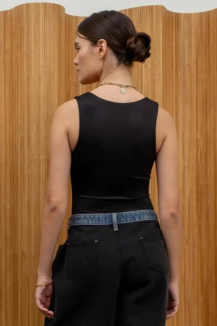 Body Negro Sin Mangas by Yanet Collective