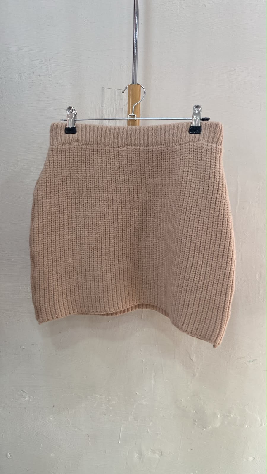 Beige Knit Mini Skirt with Ribbed Texture