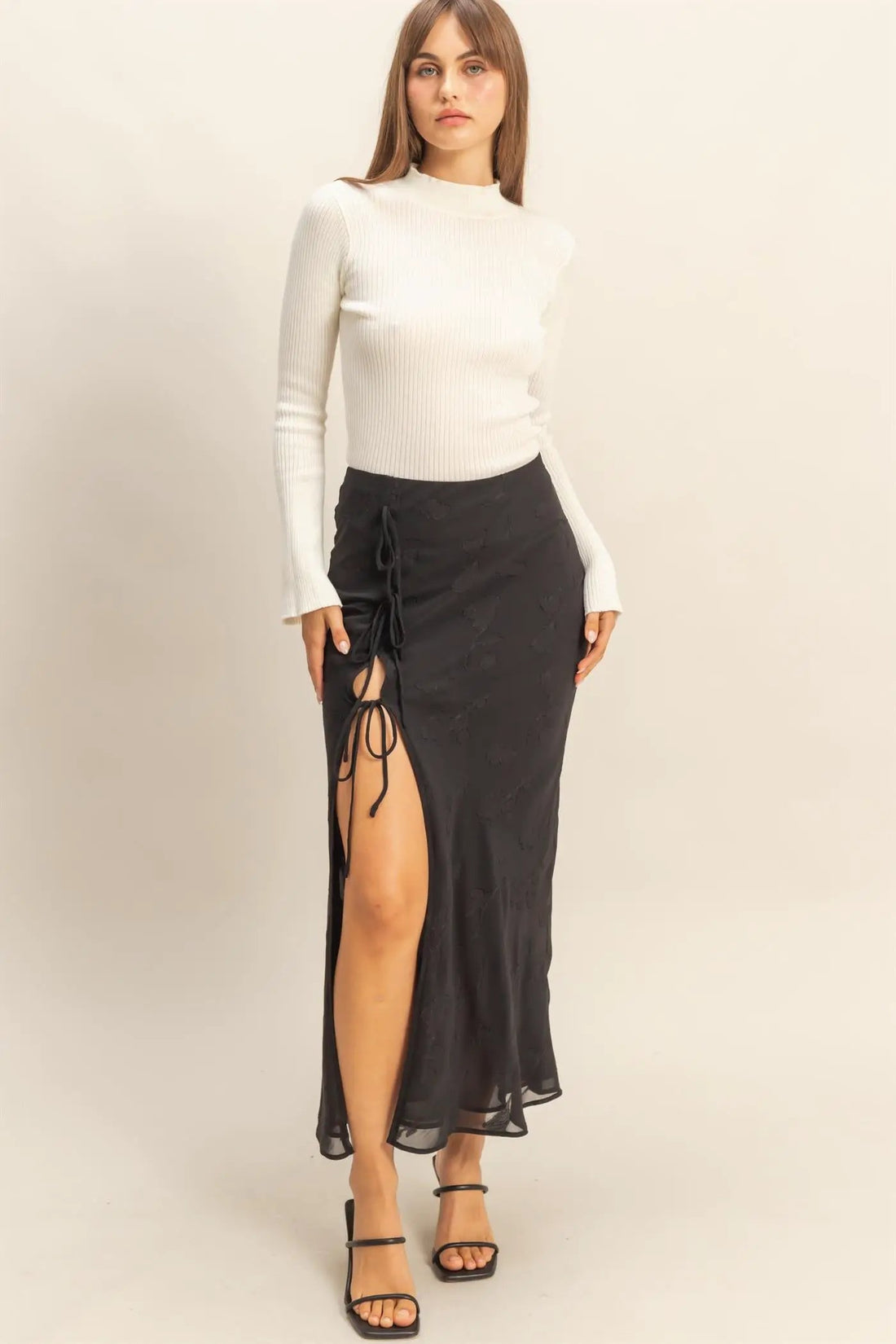 Falda Negra Larga Maxi Mujer Floral Elegante Con Cordón Ajustable Casual by Yanet Collective