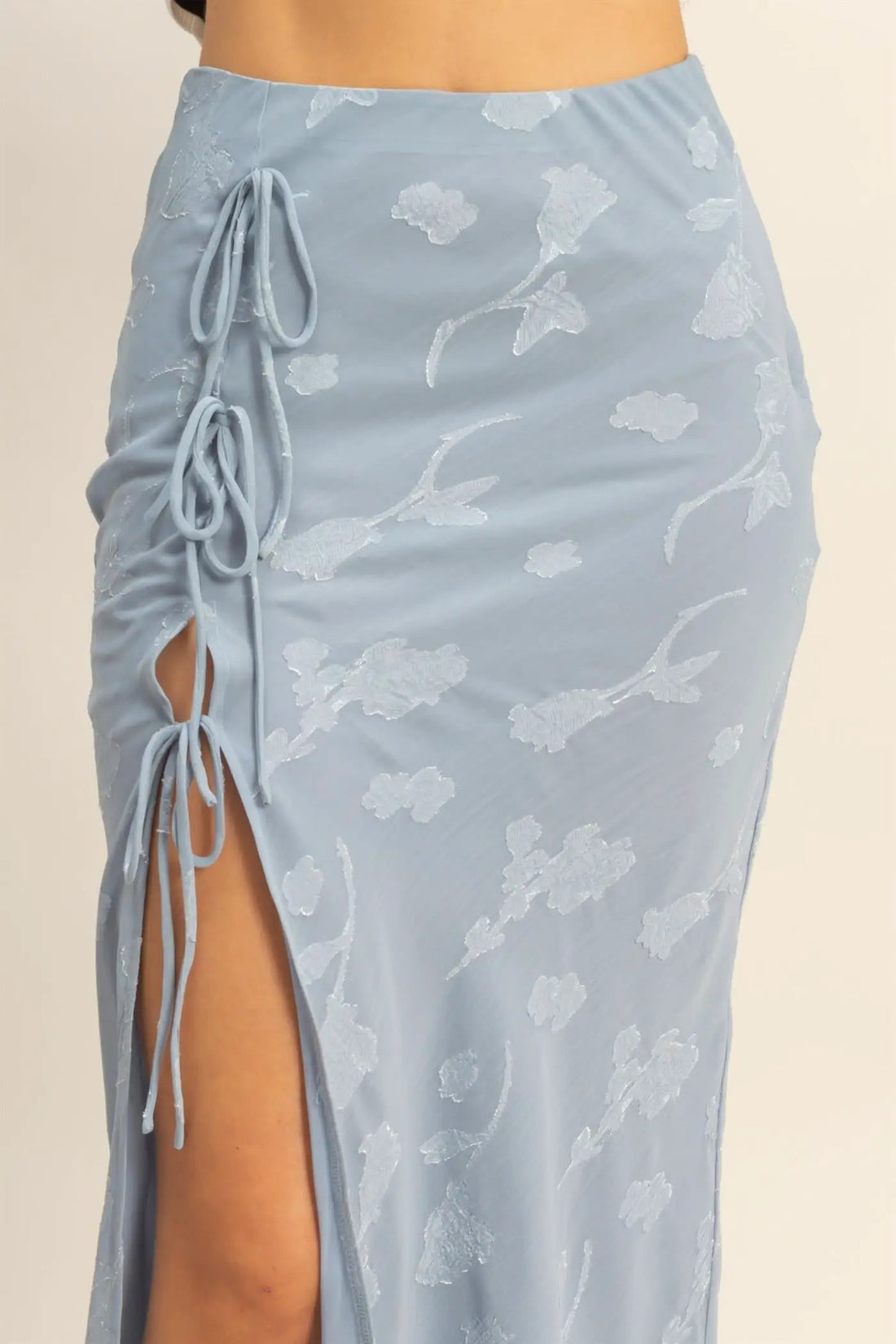 Falda Negra Larga Maxi Mujer Floral Elegante Con Cordón Ajustable Casual by Yanet Collective