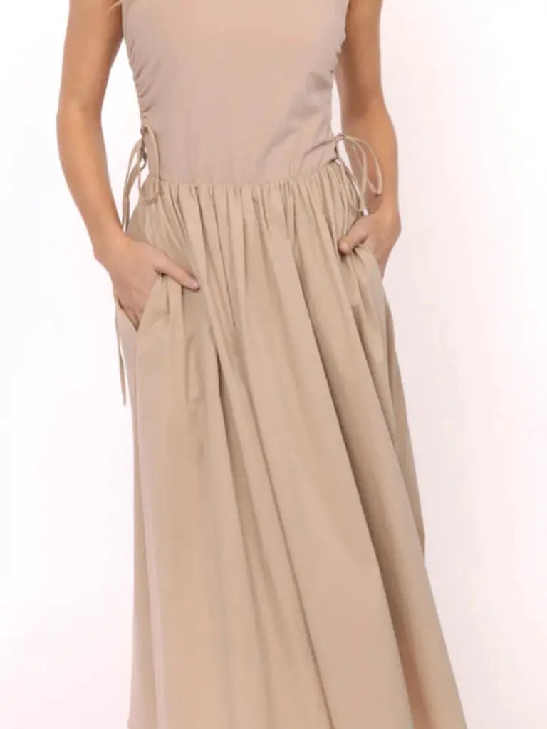 Vestido largo beige by Yanet Collective