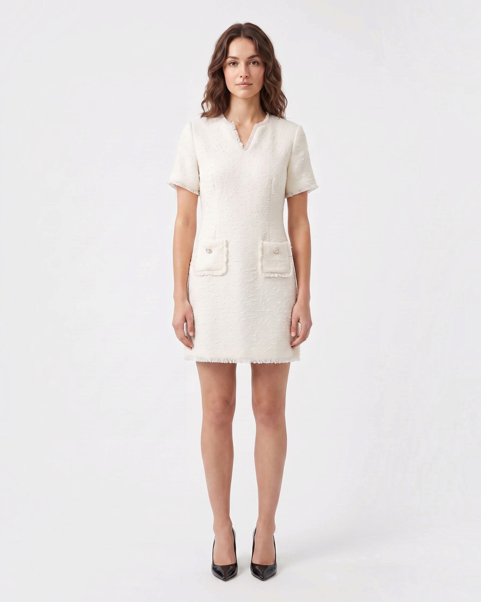 Studio photo of Vestido Corto Beige Con Manga Corta Y Estilo Recto Ideal Para Verano Y Ocasiones Especiales in Edit: no pants under it its a dress add heels