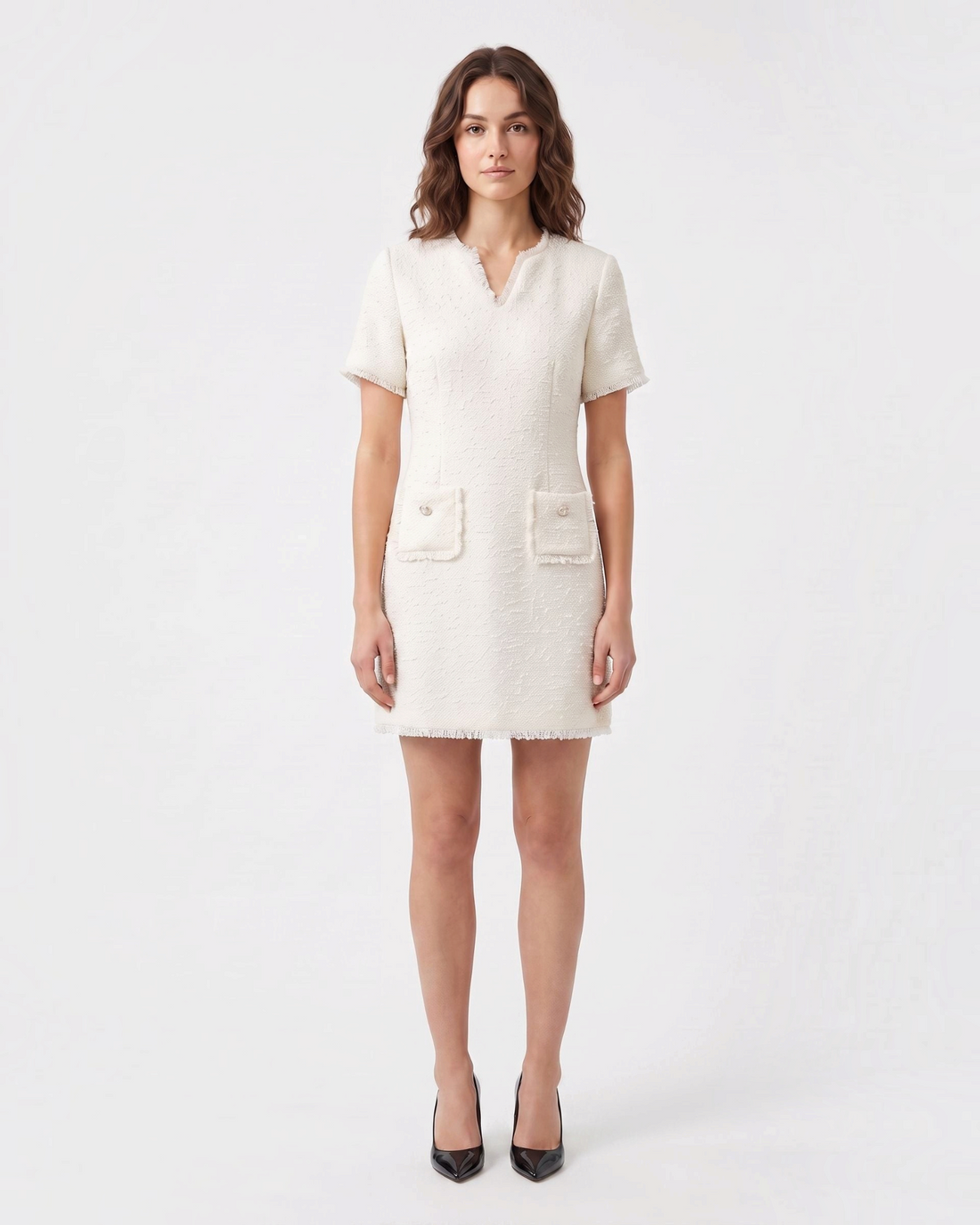 Studio photo of Vestido Corto Beige Con Manga Corta Y Estilo Recto Ideal Para Verano Y Ocasiones Especiales in Edit: no pants under it its a dress add heels