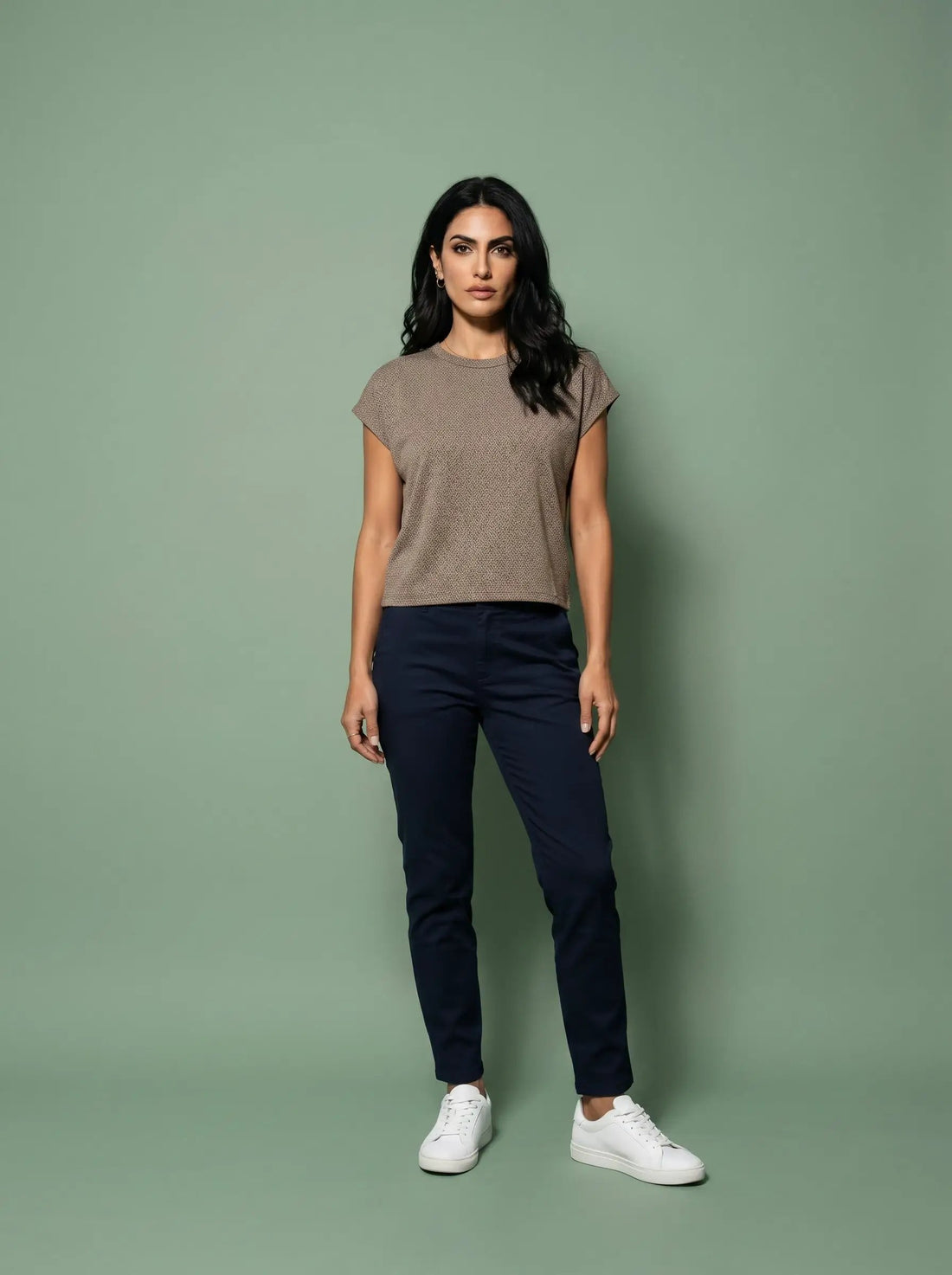 Yanet Collective Blusa café brillos -