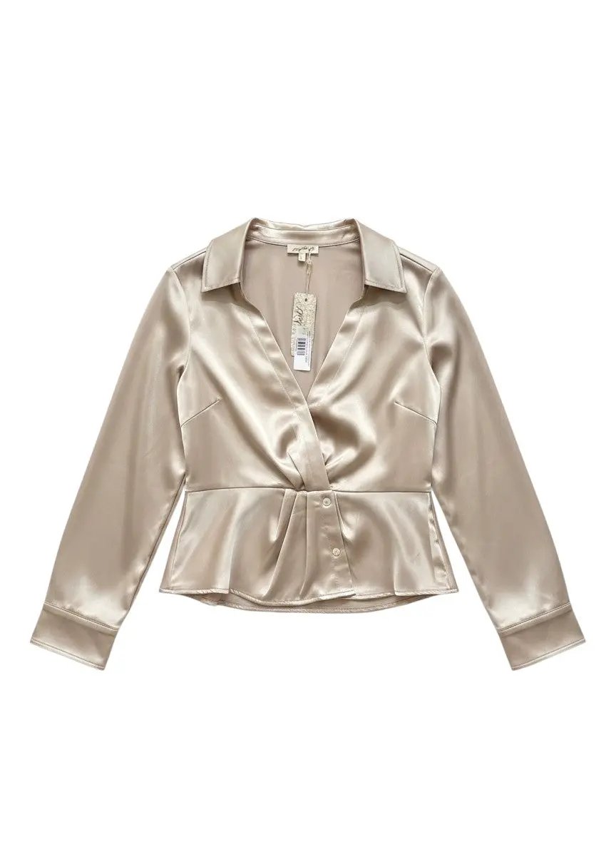 Blusa de Satín para Dama con Escote Cruzado y botones by Yanet Collective