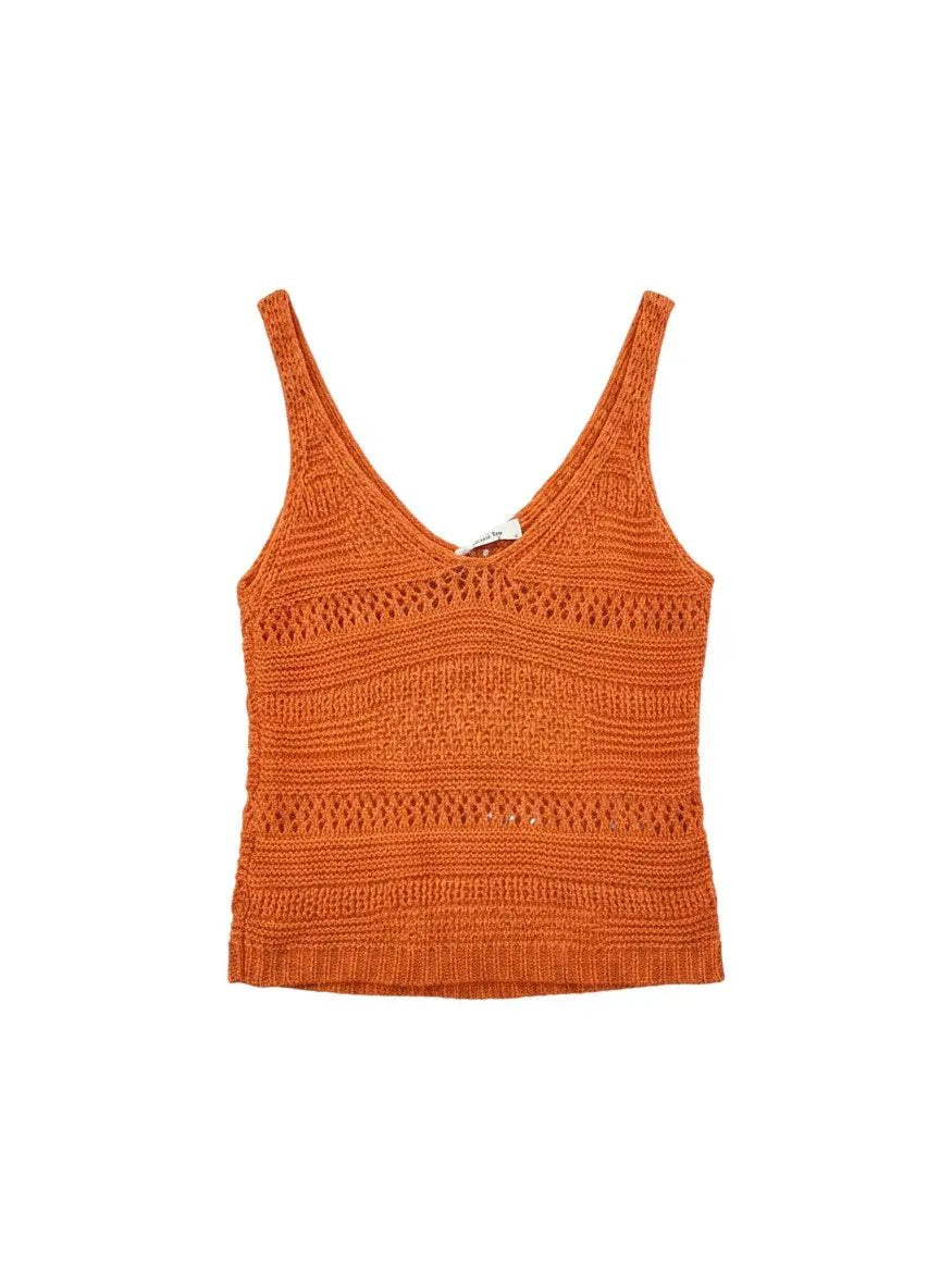 Blusa naranja tejida by Yanet Collective