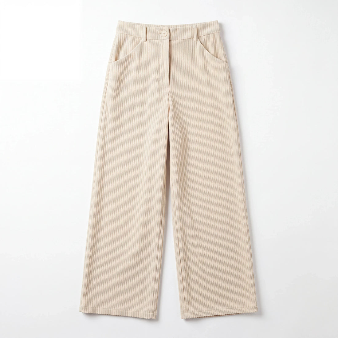 Pantalones Yanet Collective beige de pierna ancha con tejido texturizado, tiro alto y bolsillos laterales funcionales.
